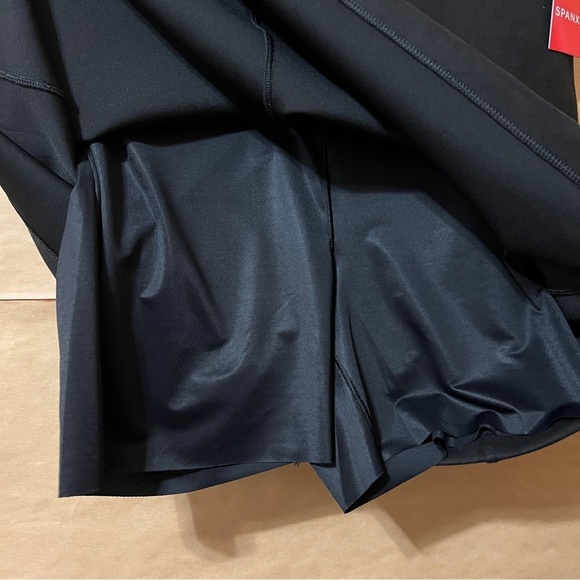 Spanx | NWT Faux Suede Mini Skirt A-Line Skort Built in Shorts Black Size XL - Picture 8 of 11